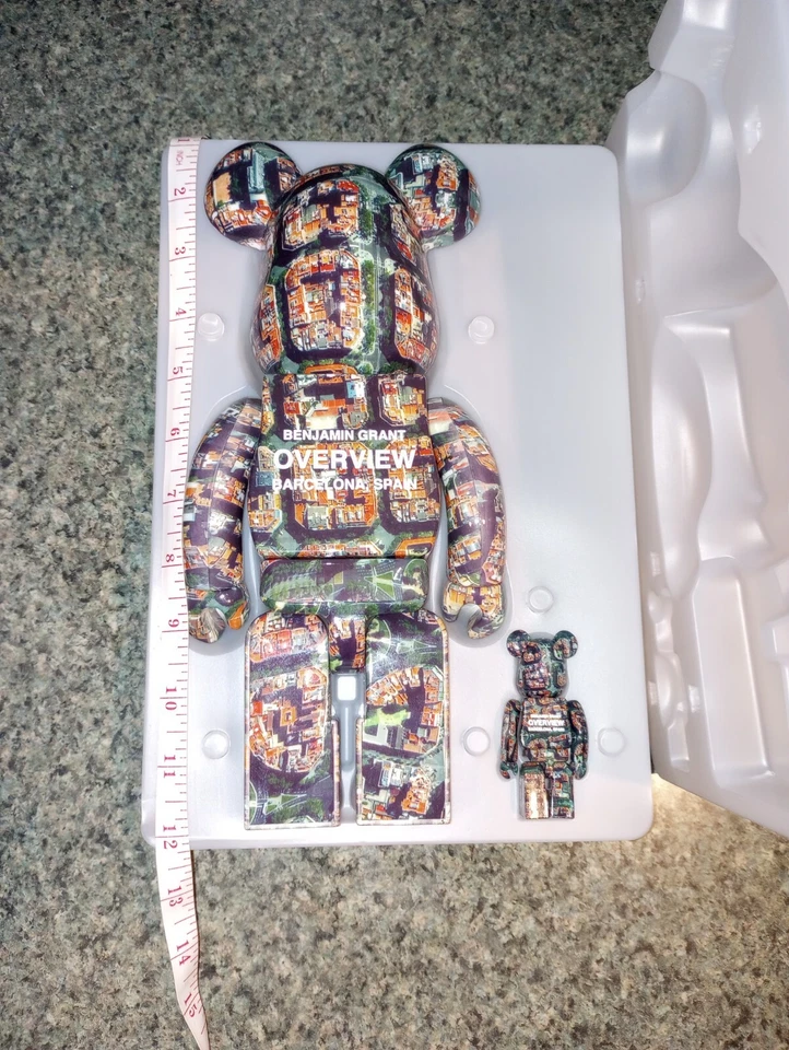 Medicom Benjamin Grant 概览巴塞罗那 100% 400% 熊砖人偶套装(多件) — 第 1/4 张图片