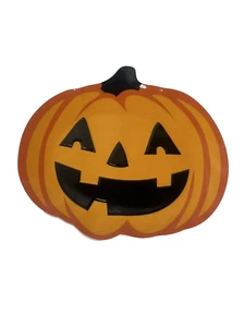 NEW HALLOWEEN APPERTIZER PLATE plastic 7X6.7 inches PUMPKIN - Picture 1 of 5