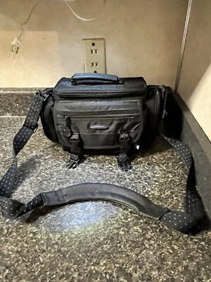 Samsonite 8" Acolchado Individual Cámara o Videocámara Bolsa Compacta Negra Foto 1 de 4