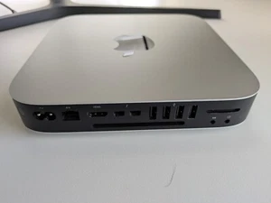 Apple A1347 Mac Mini Core i5-4278U 2.6GHz 8GB RAM 1TB HDD Mac OS Late 2014 -... - Photo 1/8
