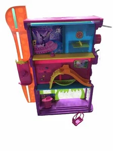Polly Pocket Playset Large Spin N Surprise Hotel 2011 Playhouse - Incomplete - Picture 1 of 21