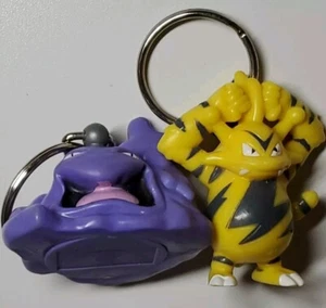 2 Vintage Nintendo Burger King 1999 Pokemon Toy Keychains - Muk & Electabuzz - Picture 1 of 7