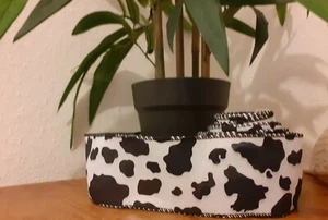 1 metre 63mm (2.5”) BLACK/WHITE FARM DAIRY COW PRINT WIRED EDGE RIBBON - Picture 1 of 2