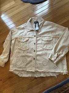 Elle Italy Cream Eyelet Boutique Denim Jacket NWT $108 - Picture 1 of 8