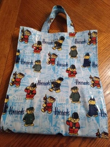 Vintage Harrods Knightsbridge London Bear Designs Vinyl Tragetasche 12" x 14" - Bild 1 von 11