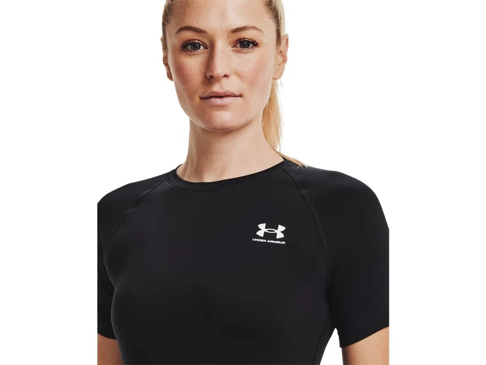 Camiseta de compresión de manga corta Under Armour HeatGear para mujer - absorbe el sudor Foto 1 de 1