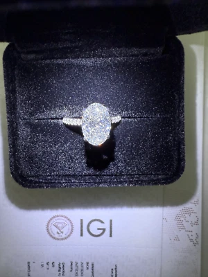 3.33 Carat Oval Certified Diamond Ring - Hidden Halo - White Gold - lab created - Image 1 of 4