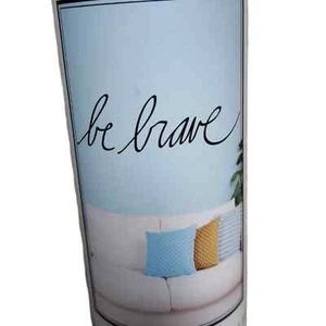 Calcomanía de pared de vinilo negra TERESA COLLINS BE BRAVE NUEVA - Imagen 1 de 6