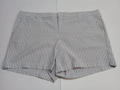 Pantalones cortos chinos Merona de algodón a rayas grises y blancos talla grande 18 para mujer Foto 1 de 4