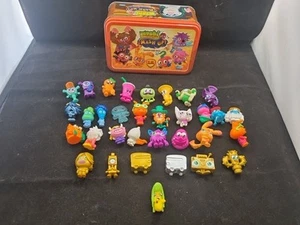 Moshi Monsters Bundle Of 33 Figures Gold Silver With Banana Montana In A Tin - Picture 1 of 11
