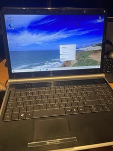 Laptop Packard Bell MS2273 Pent Dual-Core 2.1 Ghz 4Gb RAM GeForce Gt240 Win10 - Bild 1 von 13