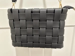 Anthropologie Lindy Woven Clutch Crossbody Purse Black EUC - Picture 1 of 7
