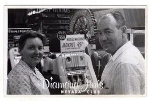 b RPPC 1962 DIAMOND JIM'S NEVADA CLUB Las Vegas MILLS SPIELAUTOMAT Echtfoto PC - Bild 1 von 2