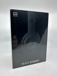 NEW - Beats Studio3 Wireless Over-Ear Noise Cancelling Headphones - Matte Black - Picture 1 of 6