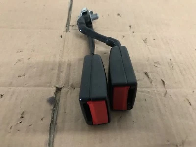 OEM MERCEDES BENZ S550 W221 07-09 TRASERO CENTRO Y DERECHO HEBILLA CINTURÓN SEGURIDAD  Foto 1 de 4