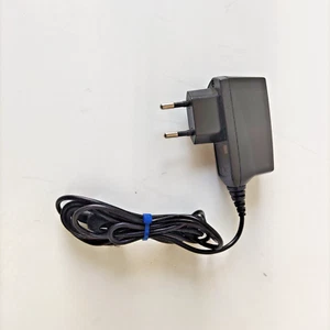 CARICABATTERIE NOKIA AC-8E (A/N NOKIA AC-12E) usato Originale 5.0 V 800 mA - Foto 1 di 5