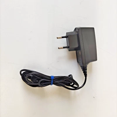 CARICABATTERIE NOKIA AC-8E (A/N NOKIA AC-12E) usato Originale 5.0 V 800 mA - Immagine 1 di 4