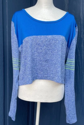 Nike Dri-Fit Talla Grande Manga Larga Camisa Atlética Corta Azul Neón Rayas Acento Foto 1 de 4