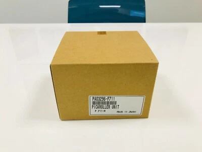 Genuine Fujitsu FI-4890C Pick Up Roller Unit PA03296-F711 - Image 1 of 3