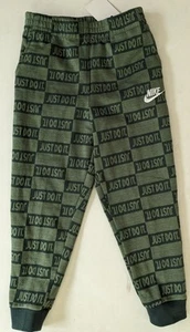Nike Fleece All Over Prints Sweatpants kids(7 years old) green pants Brand New - Picture 1 of 3