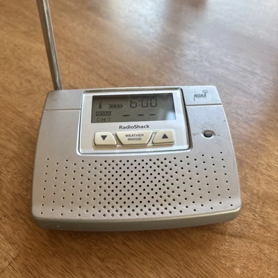 Radio Shack Weather Radio NOAA With Alarm Clock 12-260 Public Alert (40) - Image 1 of 4