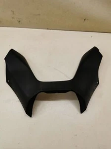 CARENA MANUBRIO INFERIORE SUZUKI BURGMAN 400 2006 2007 - Picture 1 of 2
