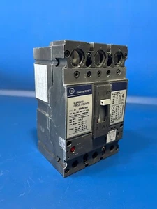 GE SEHA36AT0100 70A PLUG 600V 3P HI-BREAK CIRCUIT BREAKER - Picture 1 of 3