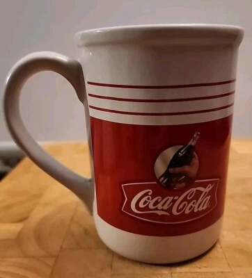 Винтажный Бутылка Coca Cola Coke кофейная чайная кружка чашка керамическая красно-белая 14 унций Gibson  - Изображение 1 из 4