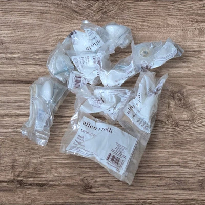  Allen and Roth 1.50 " Porcelain White Round Cabinet  Knobs 1 Box / Lot Of 10  - Image 1 of 4