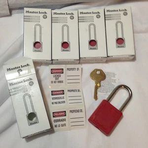 Candado y etiqueta de bloqueo Master Lock 410RED - Lote de 5 - Imagen 1 de 2