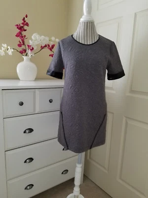 Mini Vestido PINK BLUSH Para Mujer Gris Texturizado Tejido Cuero Negro Talla L Foto 1 de 4