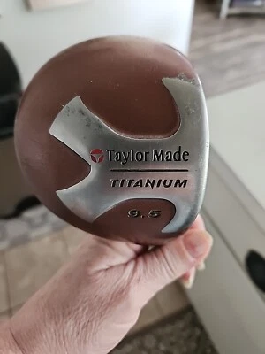 Taylormade Titanium 9.5 Degree Driver, S-90 Plus Bubble Shaft & Head Cover, RH - Image 1 of 4