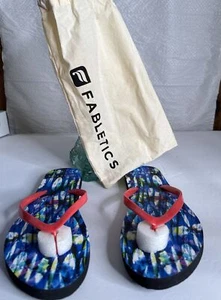 FABLETICS Blue/ Red Strapped Surf Print Rubber Thong/Flip Flops Sz7-8 New - Picture 1 of 6