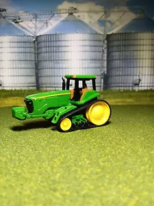 1/64 John Deere 8420T Farm Show Edition 2002 Displayed only - Picture 1 of 3