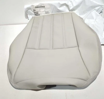 Nueva cubierta de asiento inferior delantera de cuero OEM Mopar derecha Chrysler 300 C gris 2006-2009 Foto 1 de 4