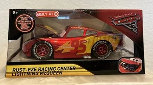 2017 Target Cars 3 Rust-Eze Racing Center Lightning McQueen 1:24 Jada Die-Cast - Bild 1 von 6