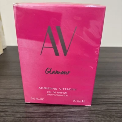 Adrienne Vittadini Av Glamour 3,0 унц парфюмированная вода спрей запечатанный - Изображение 1 из 2