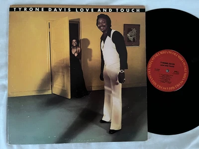 Tyrone Davis – Love And Touch LP (VG+) [1st US Press] COLUMBIA Foto 1 de 2