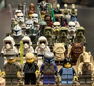 LEGO STARWARS LOT 37 RARE MINIFIGURES 2002 JANGO FETT CAPTAIN REX UPDATE DESC ๐ - Picture 1 of 24