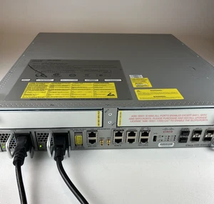 Cisco ASR-9001-S avec 120G-LIC, double puissance **** LIRE DESCRIPTION **** - Photo 1/19