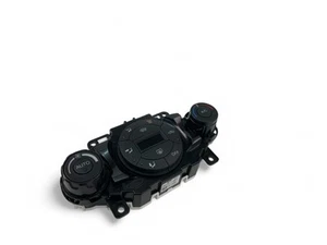 FORD FIESTA V JH, JD Climate Control Unit 8A6T18C612 8A6918C612 29080167 - Picture 1 of 8