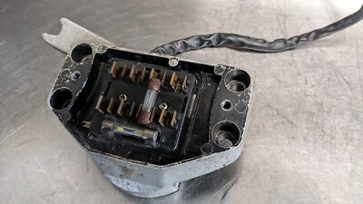 SOPORTE CAJA FUSIBLES HONDA CB750F ABRAZADERA MANILLAR CB 750 F SUPER SPORT PROJECT Foto 1 de 4