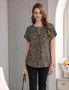 NEW! Women's Short-Sleeve Tunic Top with Distinctive Leopard Print - Picture 1 of 16