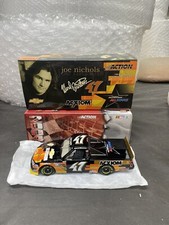 Action Racing Ward Burton #47 2004 Silverado Celebrity All Star Joe Nichols 1/24
