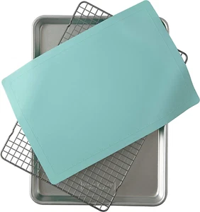 3-Piece Cookie Set, 1 Pack, with Aqua Baking Mat - Picture 1 of 8