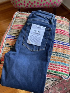 NEW WITH TAGS Frame Jeans Women's 2 Le One Skinny Mid Rise Dark Blue Stretch - Picture 1 of 3
