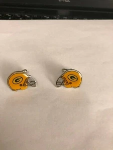 GREEN BAY PACKERS VINTAGE HELMET CUFFLINKS DATED ON BACK 1996 DISCONTINUED - Picture 1 of 2