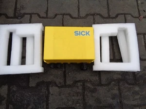 Sick LCUR1-411 different - Picture 1 of 3
