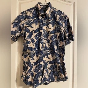 American Rag Blue Hawaiian Print Casual Button Down Shirt M Travel Resortwear - Picture 1 of 6