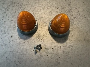MERCEDES W108 W109 W111 FRONT TURN SIGNAL LENSES WITH TRIM RING AND BASE - Picture 1 of 4